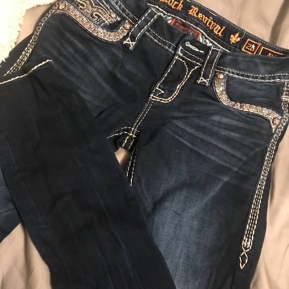 Rock revivals!! Very stylish! - Picture 4 of 6